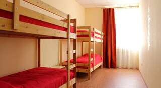 Гостиница Хостел Колибри Уфа Спальное место на двухъярусной кровати в общем номере для мужчин и женщин-1